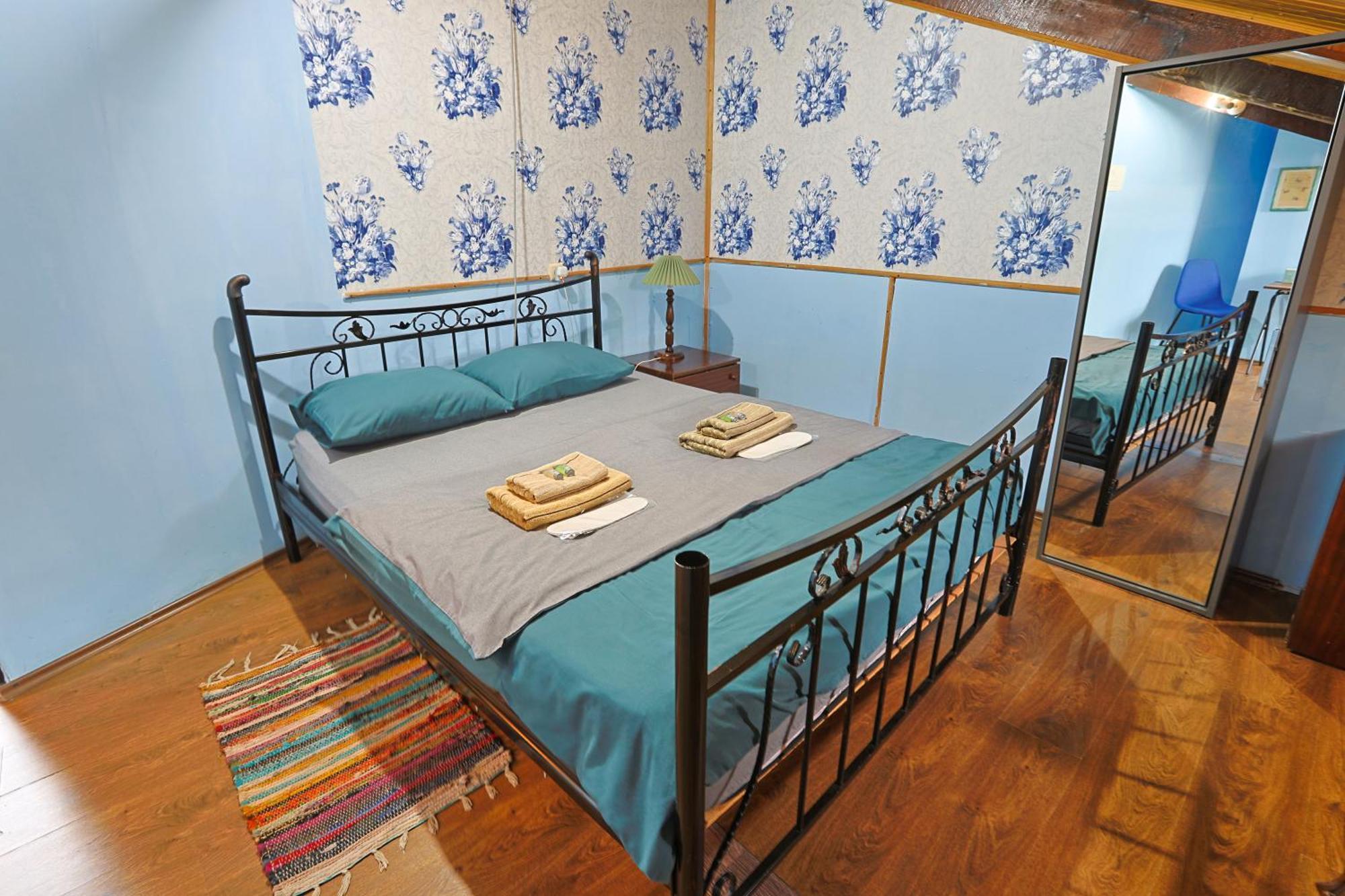 Leon Rooms Тбілісі Екстер'єр фото
