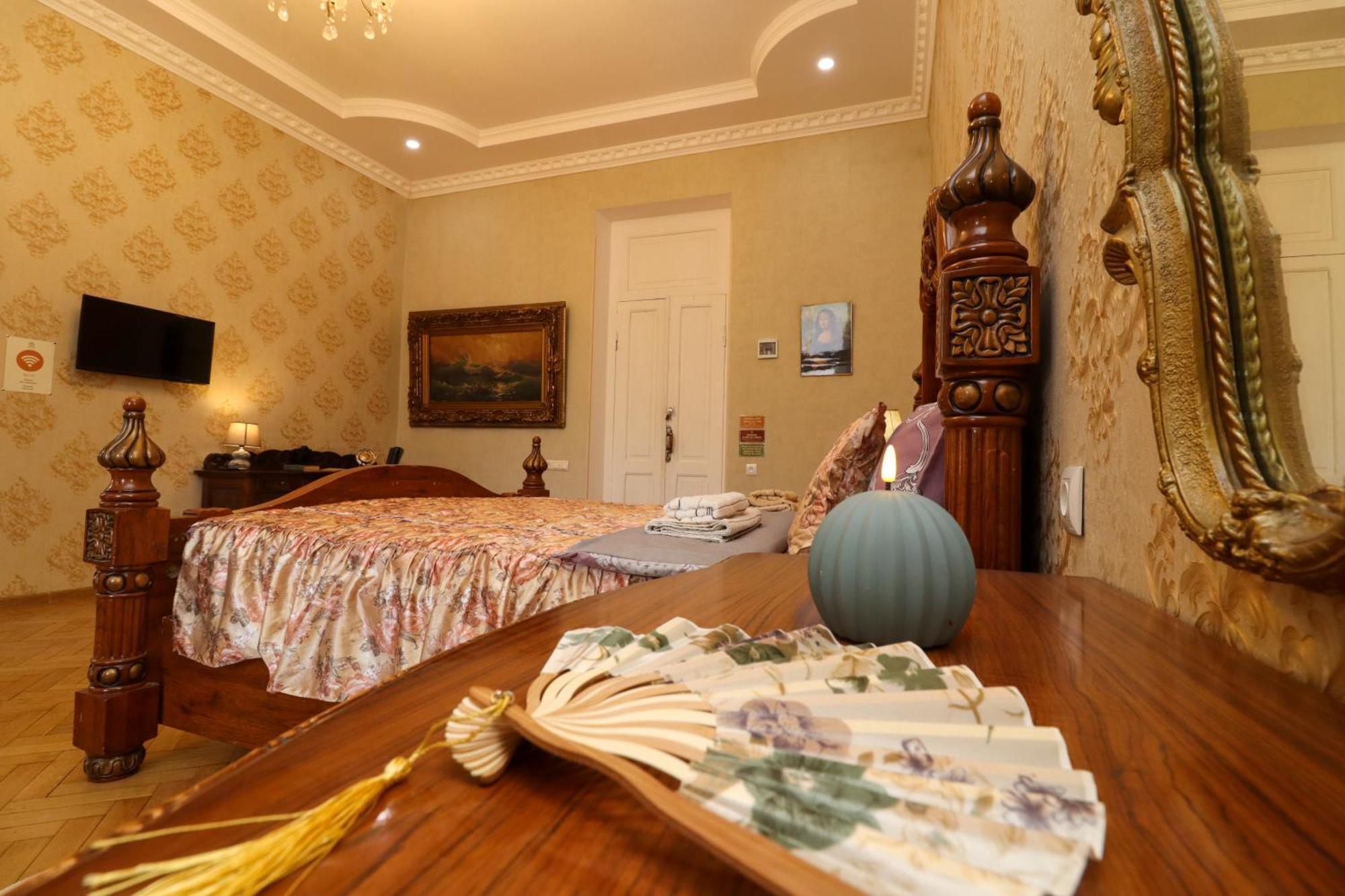 Leon Rooms Тбілісі Екстер'єр фото