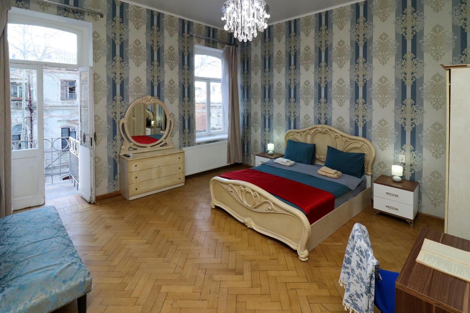Leon Rooms Тбілісі Екстер'єр фото
