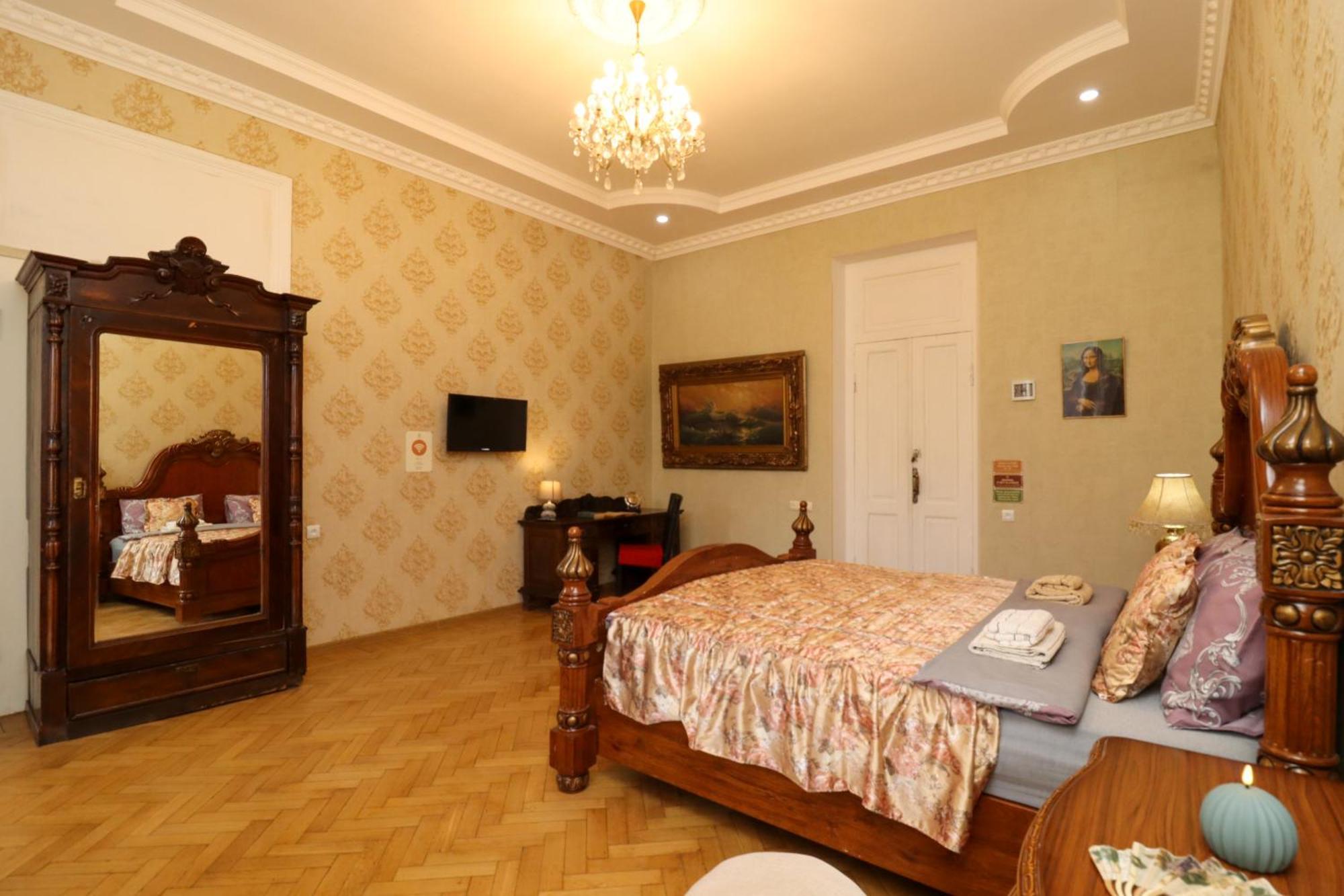 Leon Rooms Тбілісі Екстер'єр фото