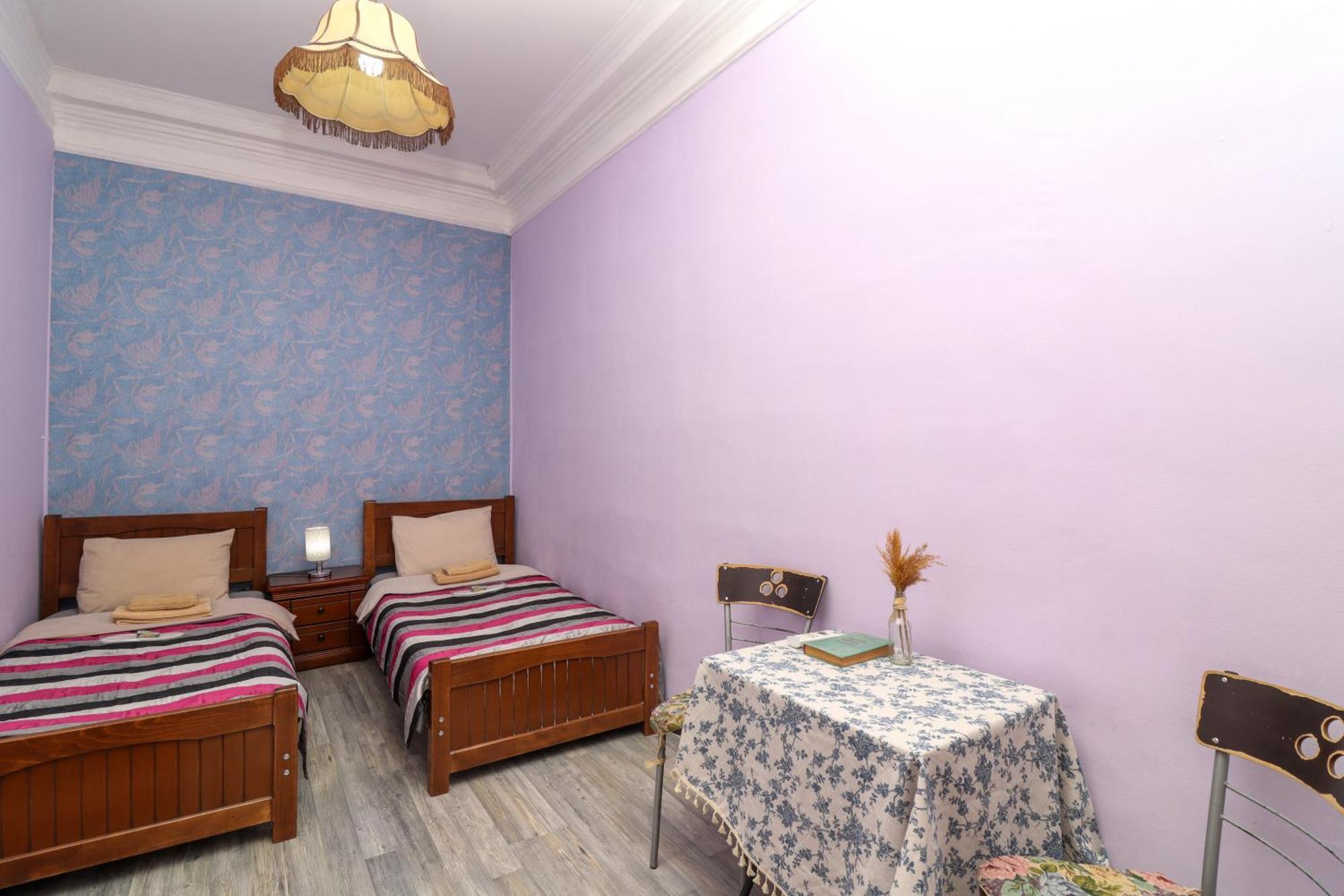 Leon Rooms Тбілісі Екстер'єр фото