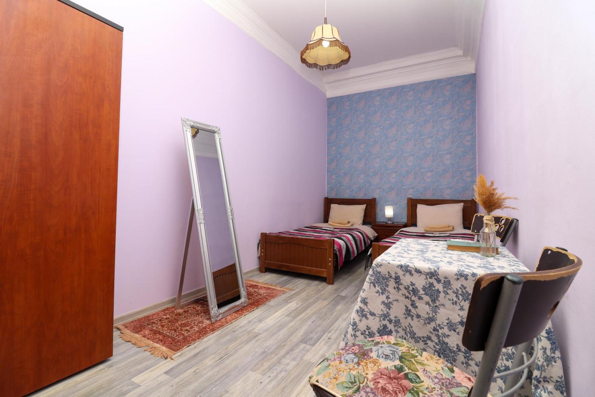 Leon Rooms Тбілісі Екстер'єр фото