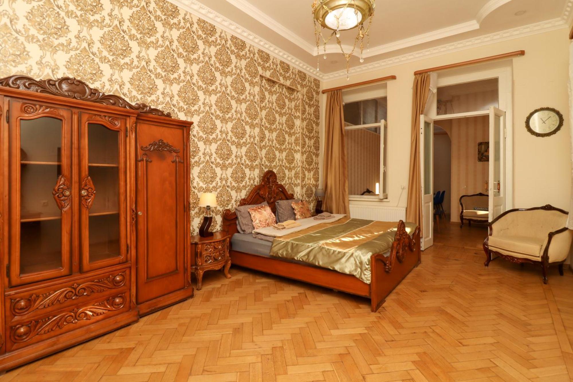 Leon Rooms Тбілісі Екстер'єр фото