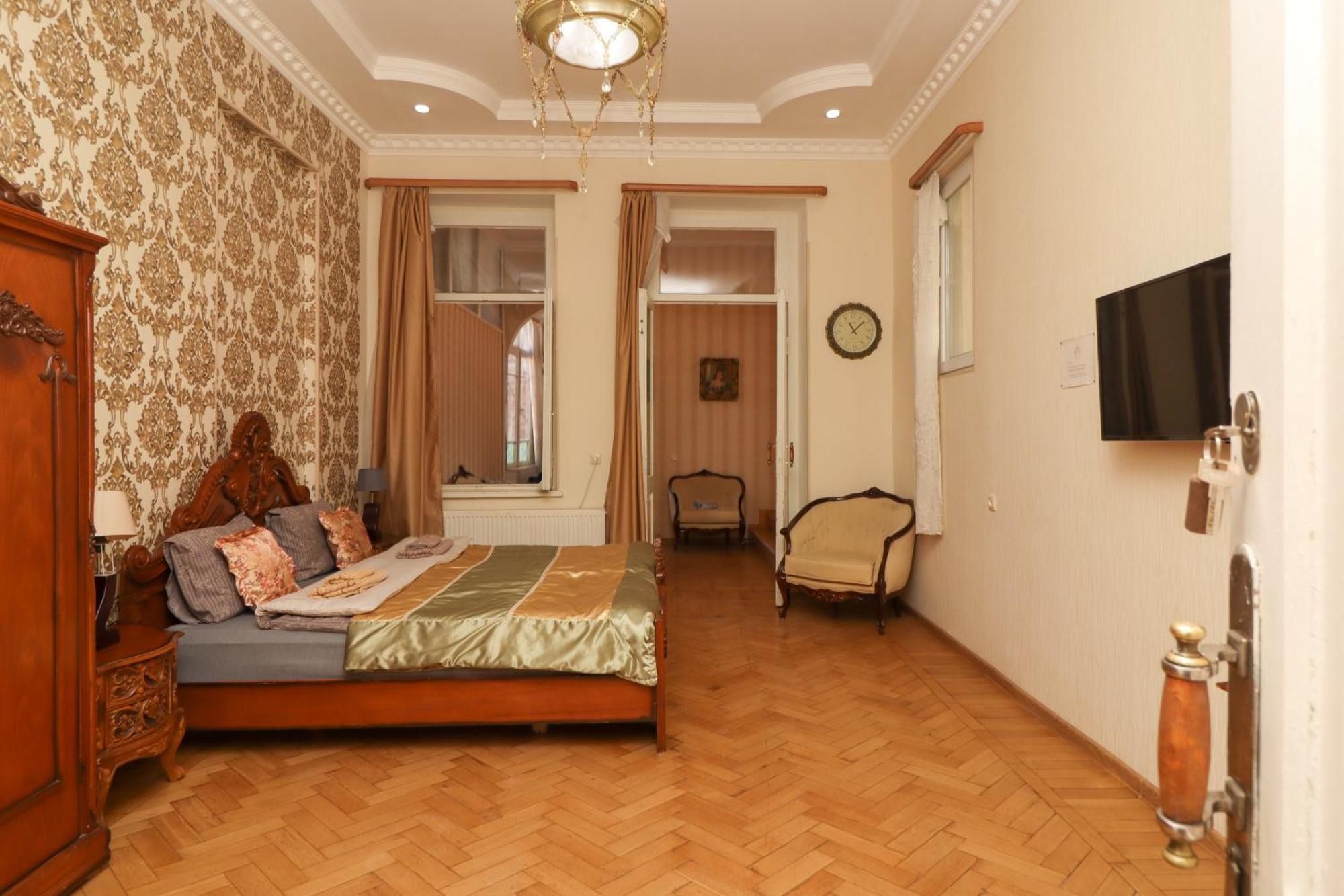 Leon Rooms Тбілісі Екстер'єр фото